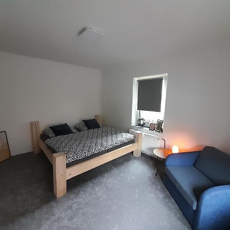 Apartman Devade Se Dvema Loznicemi A Wifi Pripojenim Trutnov Exterior foto